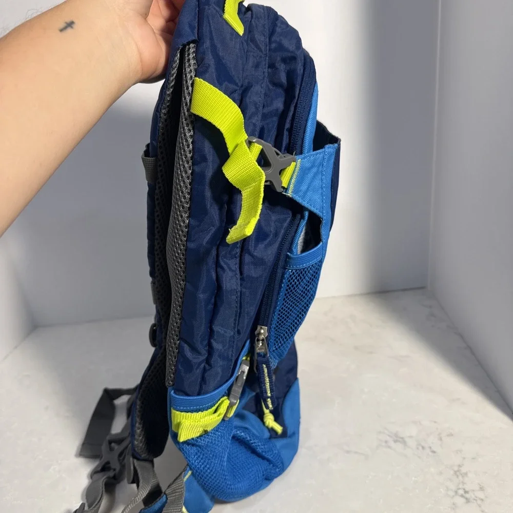 Ozark Trail 2 Liter Hiking Hydration Backpack MISSING Water Reservoir